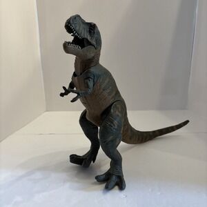 Terra by Battat Green‎ Tyrannosaurus Rex Dinosaur 11" Light & Sound Figure